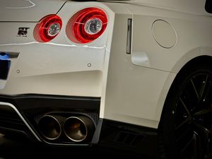 Nissan GT-R 3.8 V6 419 kW - Foto 24