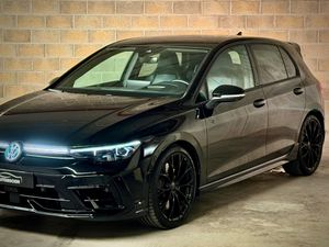 Volkswagen Golf R Black Edition 2.0 TSI 245 kW - Foto 17