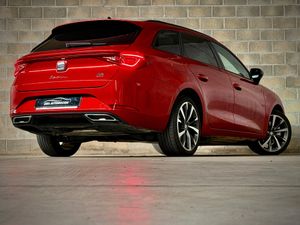 Seat Leon Sportstourer 1.5 eHybrid 150 kW - Foto 8