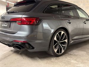Audi A4 RS 4 Avant TFSI quattro 331 kW - Foto 13