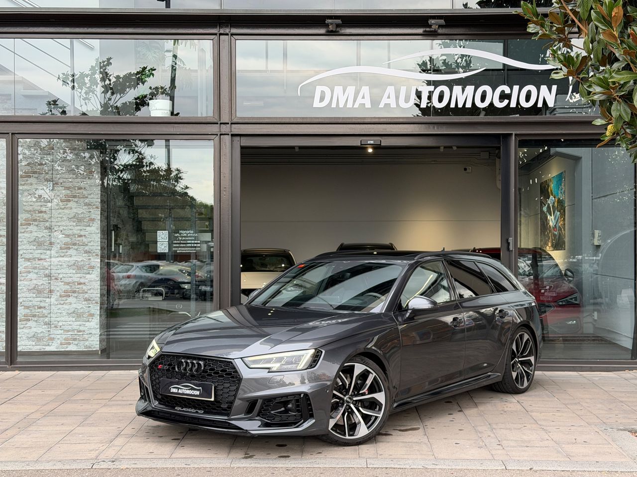 Audi A4 RS 4 Avant TFSI quattro 331 kW - Foto 1