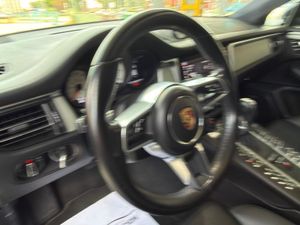 Porsche Macan Turbo - Foto 14