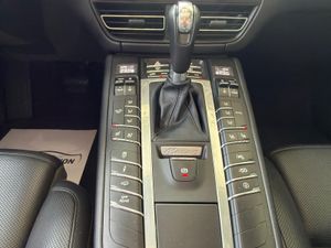 Porsche Macan Turbo - Foto 13