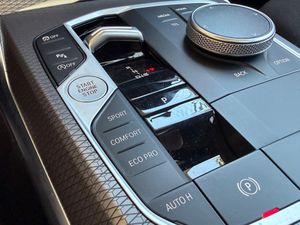 BMW Serie 3 330i xDrive Touring - Foto 32