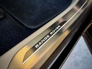 Land-Rover Range Rover LWB D350 MHEV Autobiography - Foto 19
