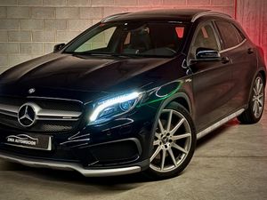 Mercedes GLA AMG GLA 45 4MATIC - Foto 17