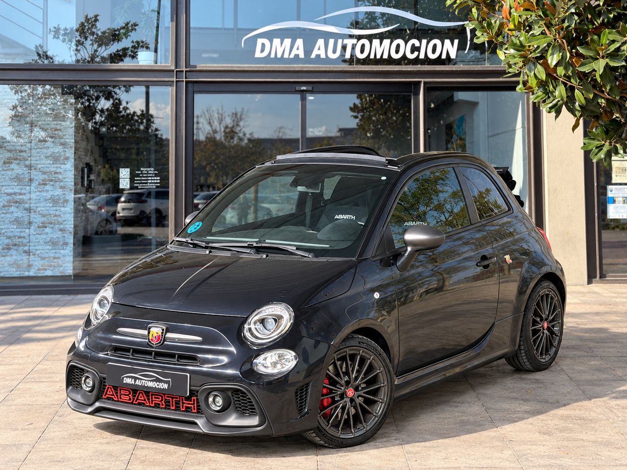 Abarth 695 695 1.4 T-JET 132 kW - Foto 1