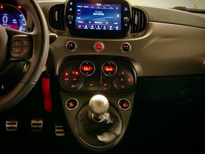 Abarth 595 1.4 T-JET 121 kW - Foto 17