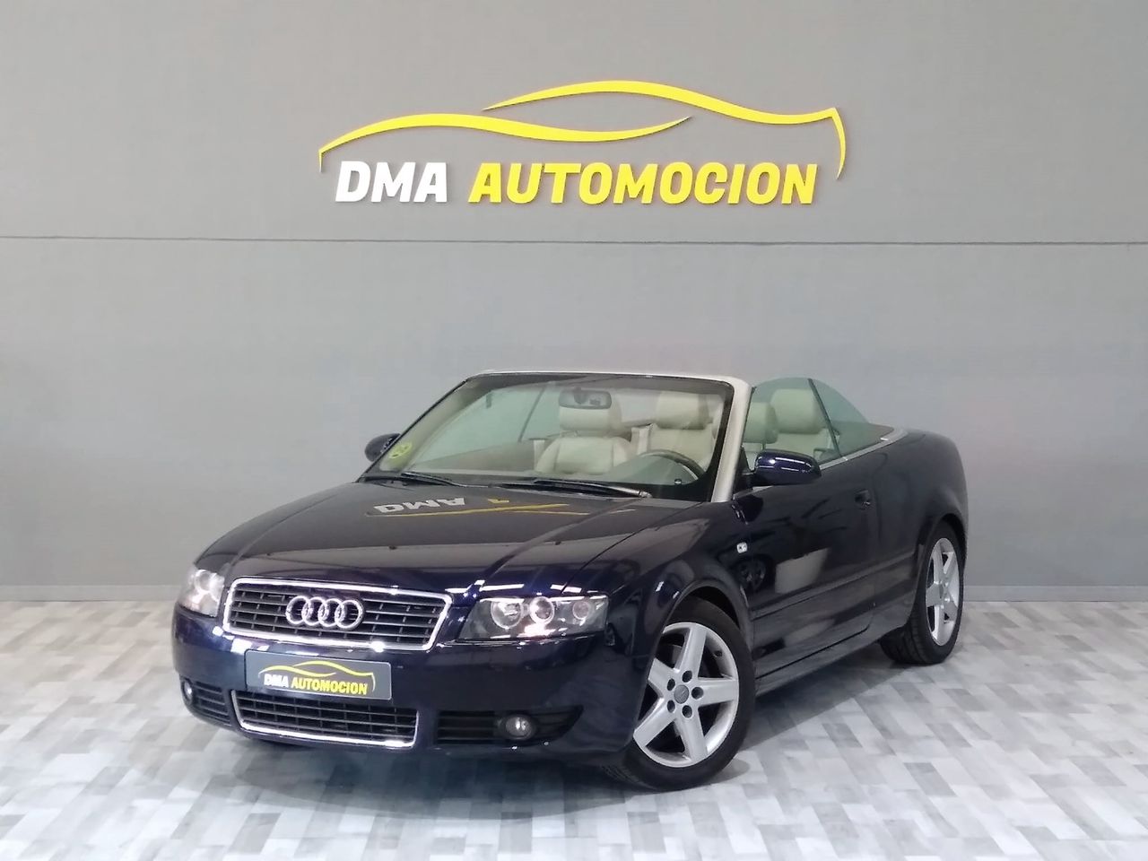 Audi A4 Cabrio 2.4   - Foto 1