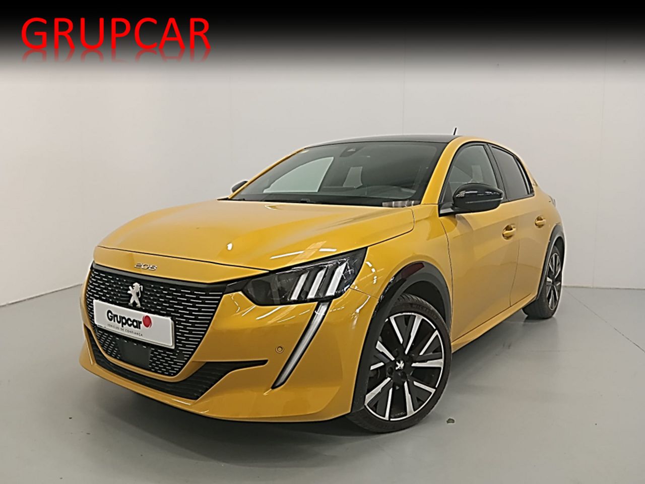 Peugeot 208 GT Line  - Foto 1