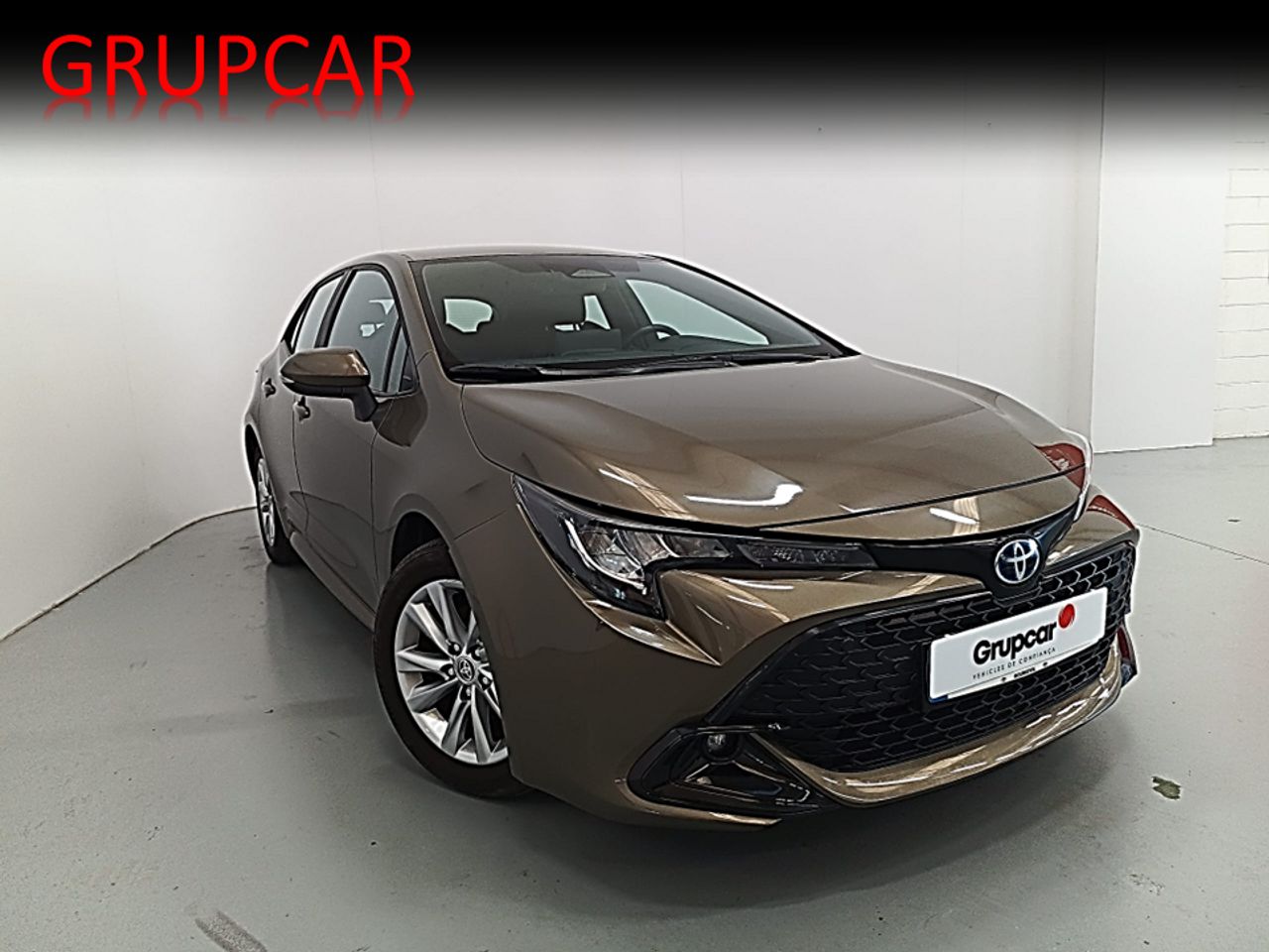 Toyota Corolla Hybrid Active Plus  - Foto 1