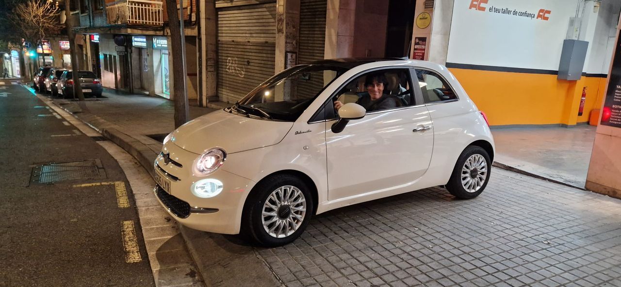 Fiat 500 1.0 Hybrid DOLCEVITA 06/2022 APPLE CARPLAY-BLUETOOTH-SENSORES   TRASEROS  - Foto 1