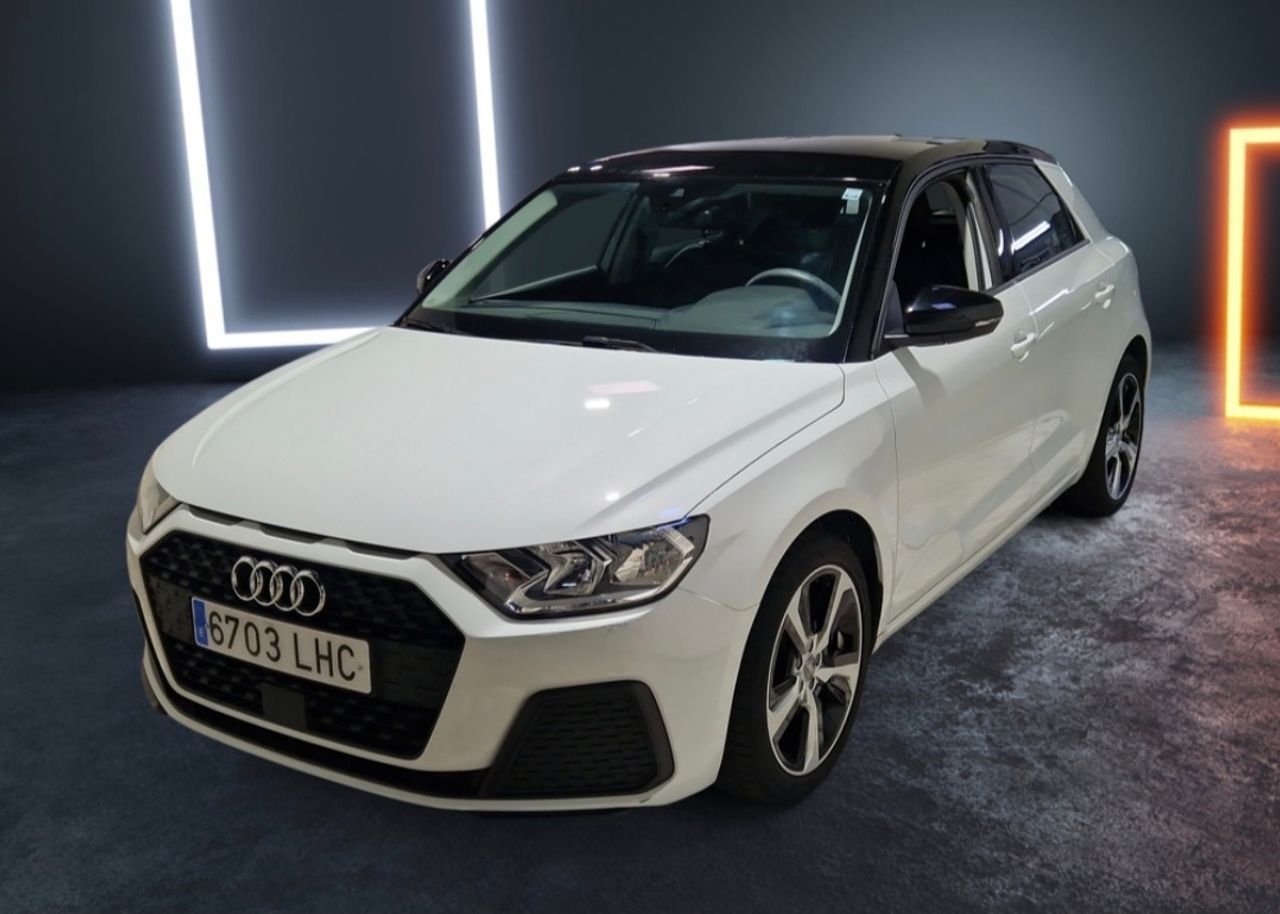 Audi A1 SPORTBACK 1.0 TSI APPLE CARPLAY-BLUETOOTH  - Foto 1