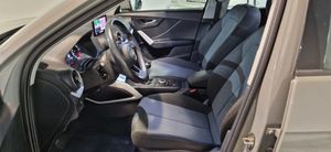 Audi Q2 DESIGN 1.0 TFSI 116CV - Foto 9