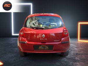 Renault Clio  CONFORT EXPRESSION CLIO 1.4 100CV - Foto 3