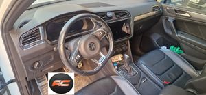 Volkswagen Tiguan 2.0 TDI 150CV R-LINE DSG FULL EQUIPE TECHO PANORÁMICO - Foto 8