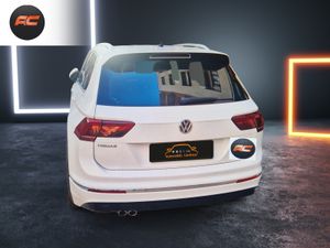 Volkswagen Tiguan 2.0 TDI 150CV R-LINE DSG FULL EQUIPE TECHO PANORÁMICO - Foto 5