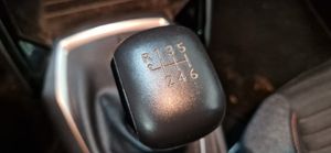 Peugeot 2008 1.5 HDI 100CV ACTIVE PACK APPLE CAR PLAY - Foto 22
