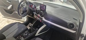 Audi Q2 30 TFSI BLACK EDITION - Foto 12