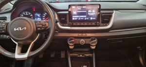 Kia Stonic 1.0 TGDI 100CV CONCEPT PLUS APPLE CARPLAY - Foto 9