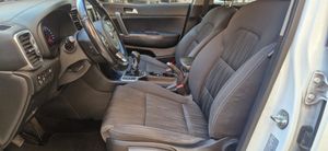 Kia Sportage 1.6 GDi Drive 4x2 97 kW - Foto 9