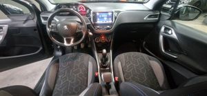 Peugeot 2008 1.5 HDI 100CV ULLURE APPLE CAR PLAY - Foto 17