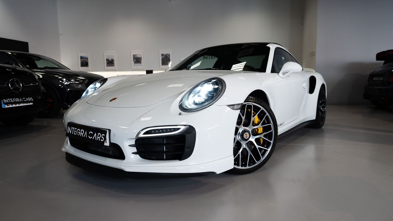 Porsche 911 TURBO S COUPE   - Foto 1