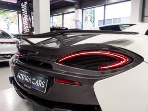 MCLaren 570S Spider  - Foto 40