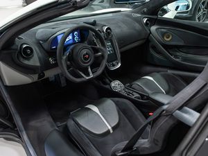 MCLaren 570S Spider  - Foto 21