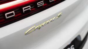 Porsche Cayenne S Coupe E-hybrid - Foto 43