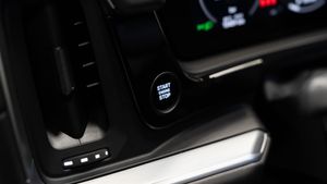 Porsche Cayenne S Coupe E-hybrid - Foto 32