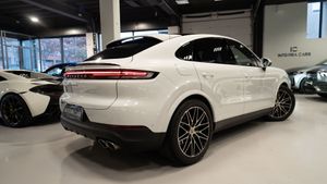 Porsche Cayenne S Coupe E-hybrid - Foto 8