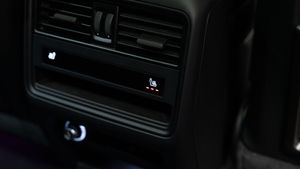 Porsche Cayenne S Coupe E-hybrid - Foto 37