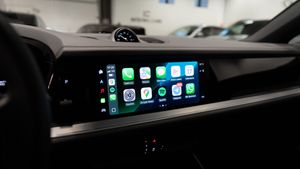 Porsche Cayenne S Coupe E-hybrid - Foto 19