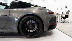 Porsche 911 Targa 4 GTS PDK - Foto 60