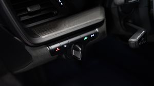 Porsche 911 Targa 4 GTS PDK - Foto 37