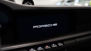 Porsche 911 Targa 4 GTS PDK - Foto 27