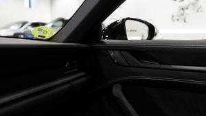 Porsche 911 Targa 4 GTS PDK - Foto 29