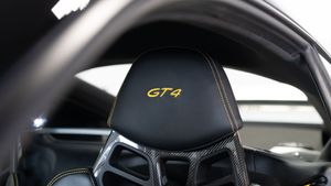 Porsche 718 CAYMAN GT4 - Foto 31