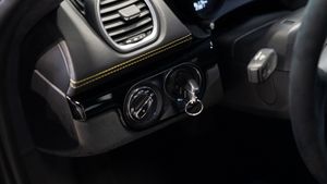 Porsche 718 CAYMAN GT4 - Foto 17