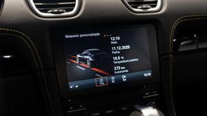 Porsche 718 CAYMAN GT4 - Foto 19