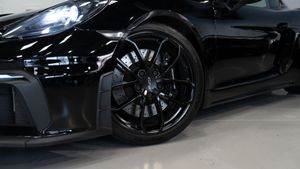 Porsche 718 CAYMAN GT4 - Foto 7