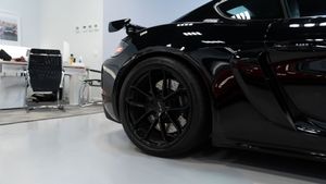 Porsche 718 CAYMAN GT4 - Foto 39