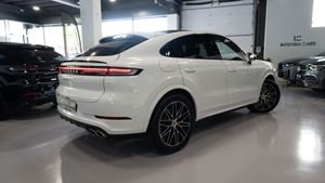 Porsche Cayenne S COUPE E-HYBRID - Foto 6