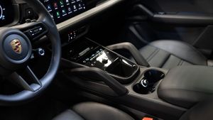 Porsche Cayenne S COUPE E-HYBRID - Foto 18