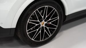 Porsche Cayenne S COUPE E-HYBRID - Foto 51