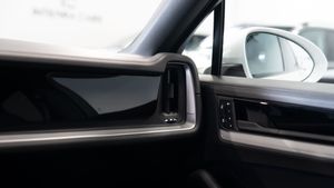 Porsche Cayenne S COUPE E-HYBRID - Foto 29