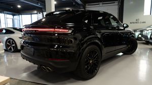 Porsche Cayenne S Coupe E-hybrid - Foto 8