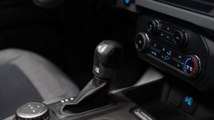 Ford Bronco FORD Bronco Outer Banks 2.7 EcoBoost V6 4x4 In - Foto 14