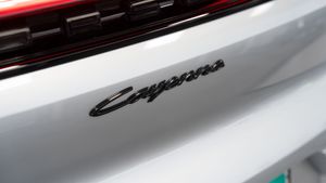 Porsche Cayenne Coupe E-hybrid - Foto 49